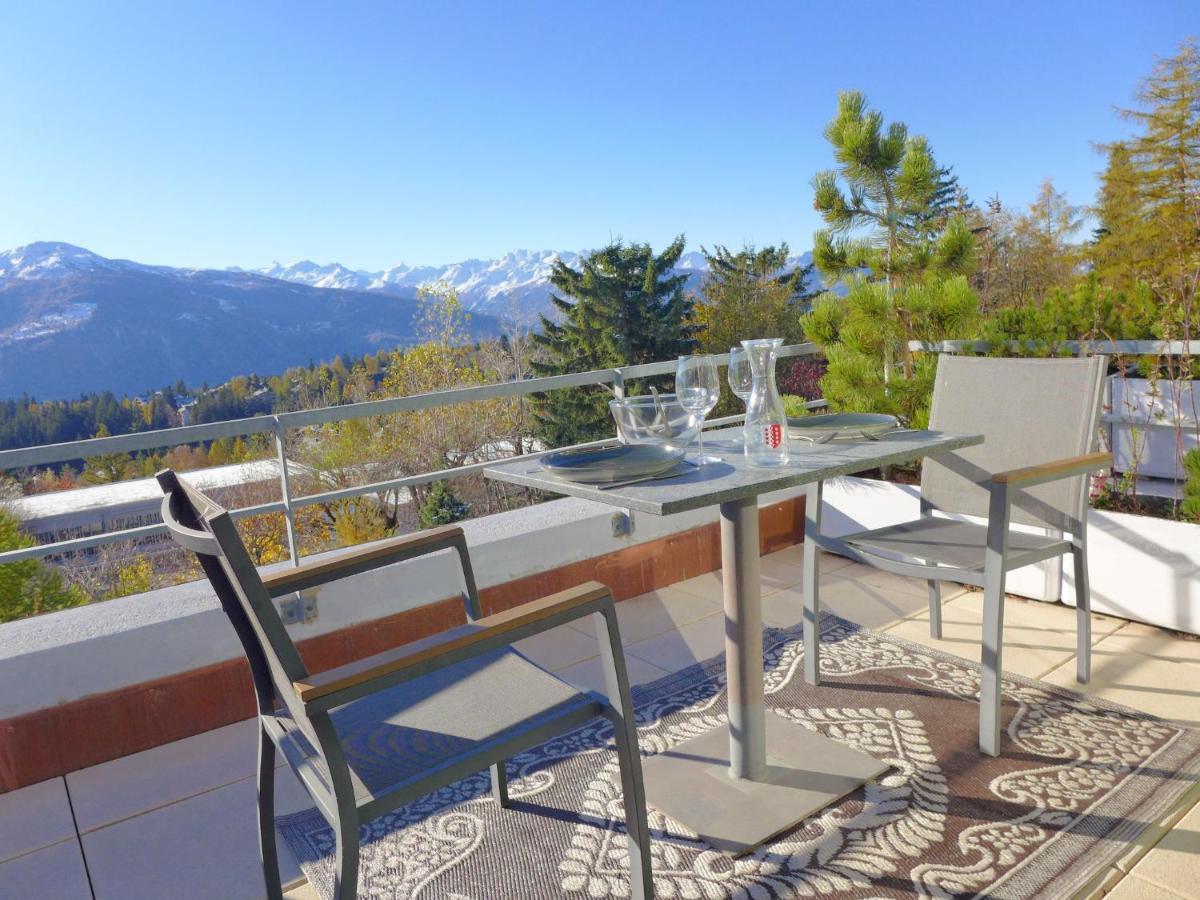 Apartment Jeanne D'Arc-3 By Interhome Crans-Montana Bagian luar foto