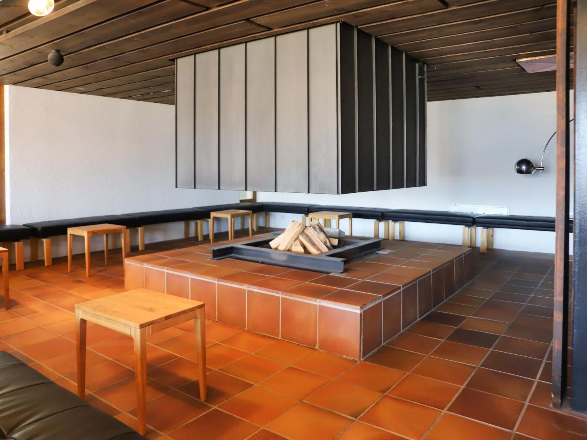 Apartment Jeanne D'Arc-3 By Interhome Crans-Montana Bagian luar foto
