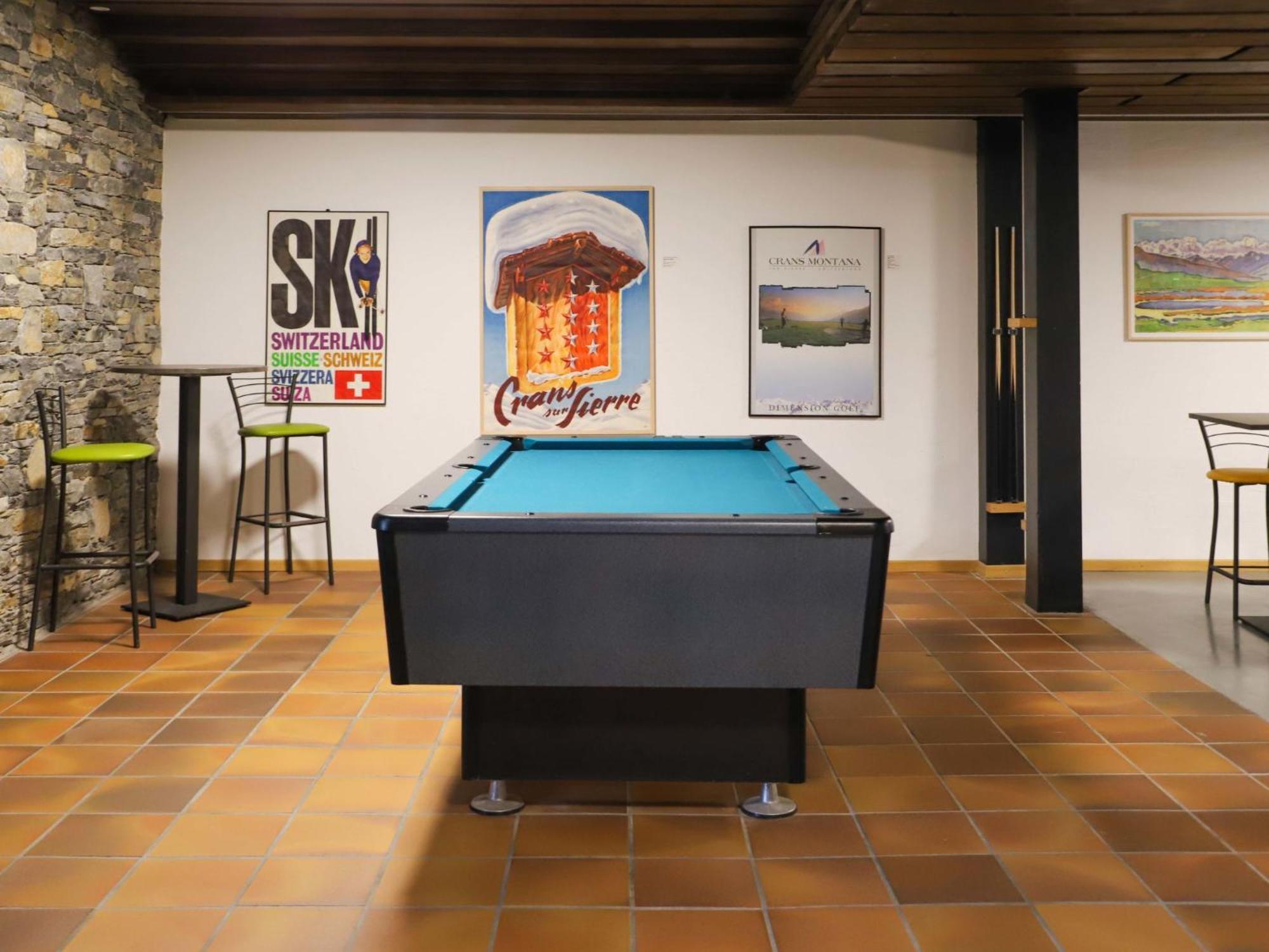 Apartment Jeanne D'Arc-3 By Interhome Crans-Montana Bagian luar foto